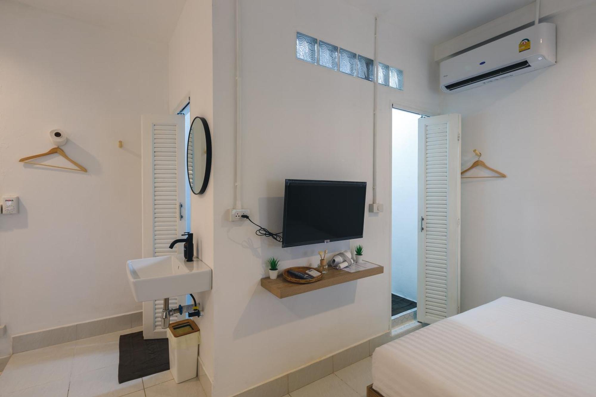 Yindee Travellers Lodge Nan Bagian luar foto