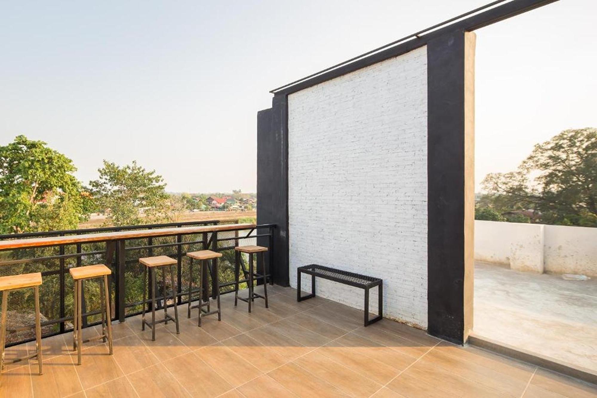 Yindee Travellers Lodge Nan Bagian luar foto