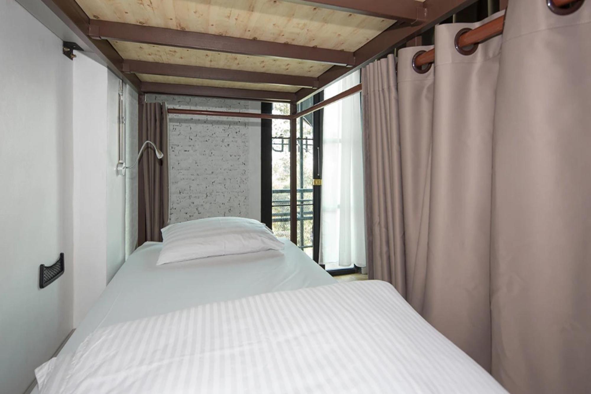 Yindee Travellers Lodge Nan Bagian luar foto