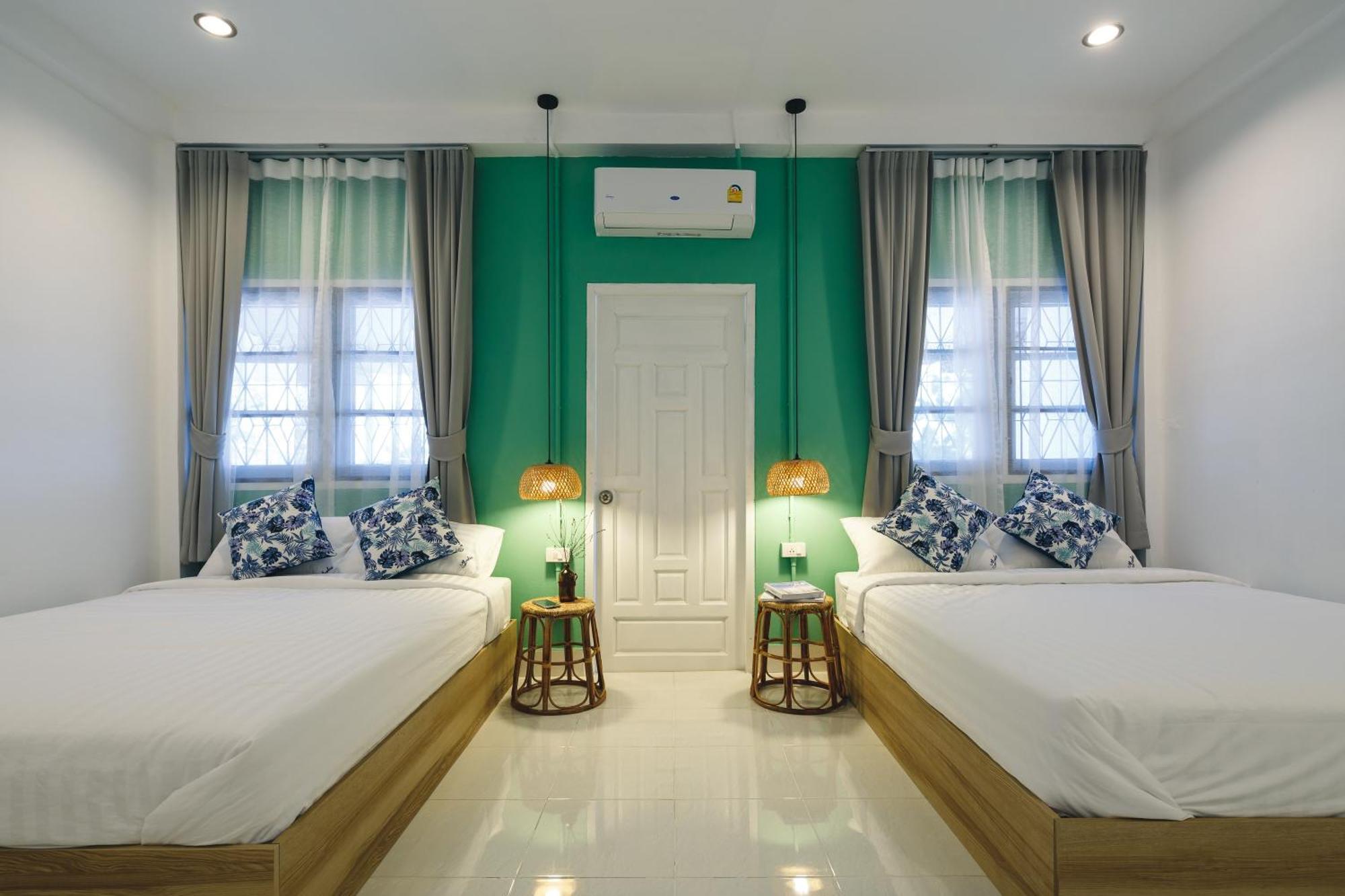 Yindee Travellers Lodge Nan Bagian luar foto