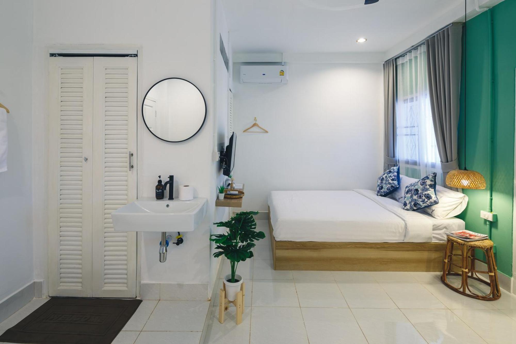 Yindee Travellers Lodge Nan Bagian luar foto